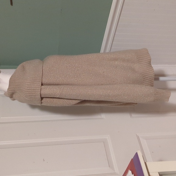 New York and Company Gold Shimmer Cowl Neck Sweater Large - Picture 6 of 12